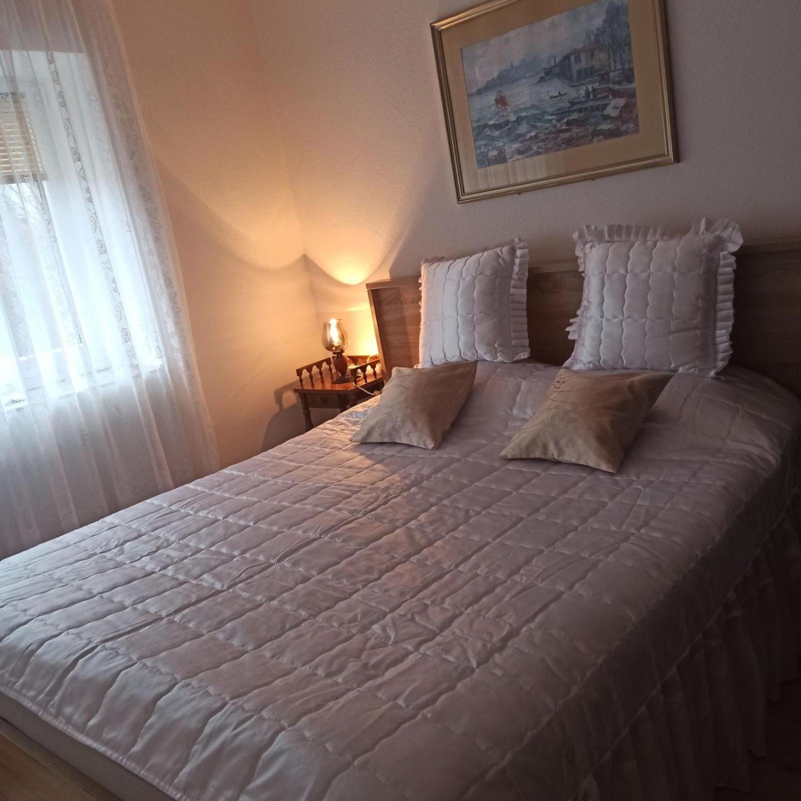 Apartman Adna Kulen Vakuf Bagian luar foto